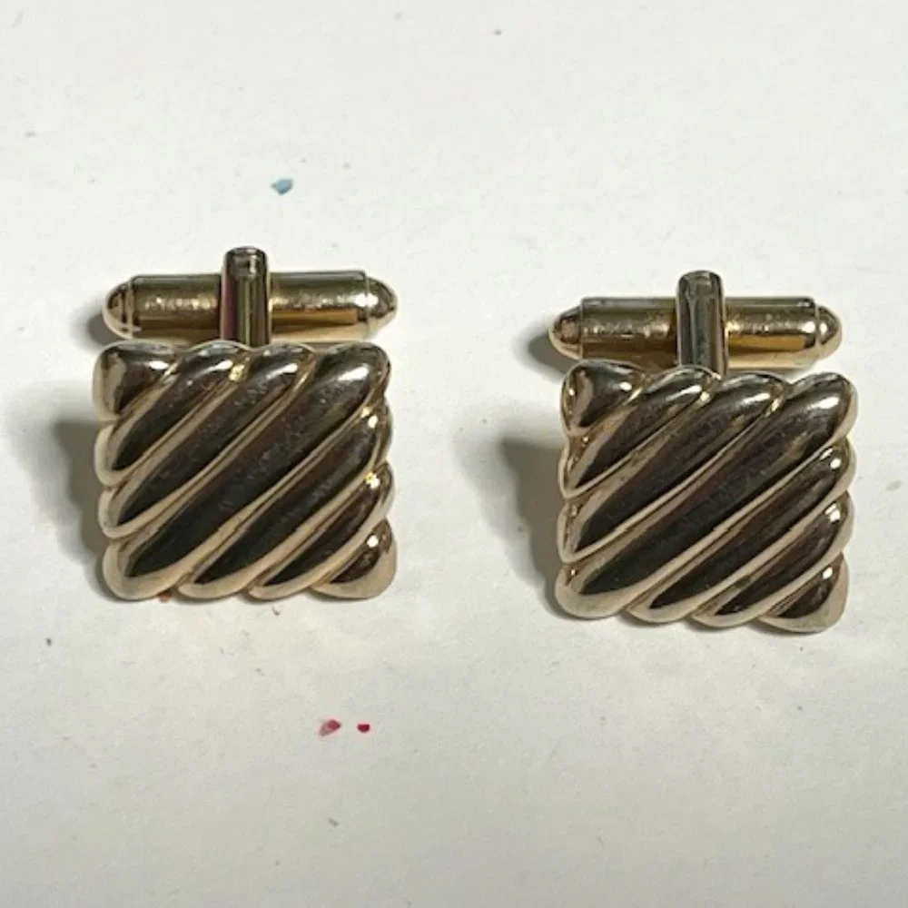 VTG Gold Tone Square Shaped Striped Ribbon Style Cuff Links Retro Gift